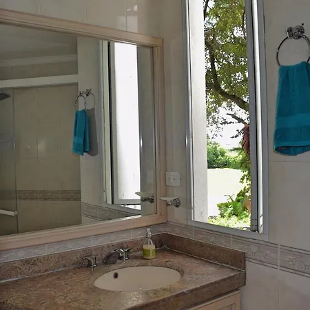 Cristales, Condominio Lagos Del Penon Girardot Exterior photo